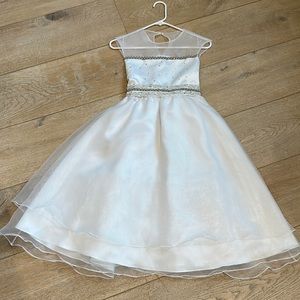 EUC royalty, 1st communion white tea length dress, tulle & embellishments 14Y
